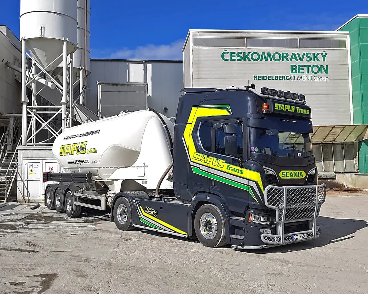 Polepy vozidel a wrapping - realizace 18