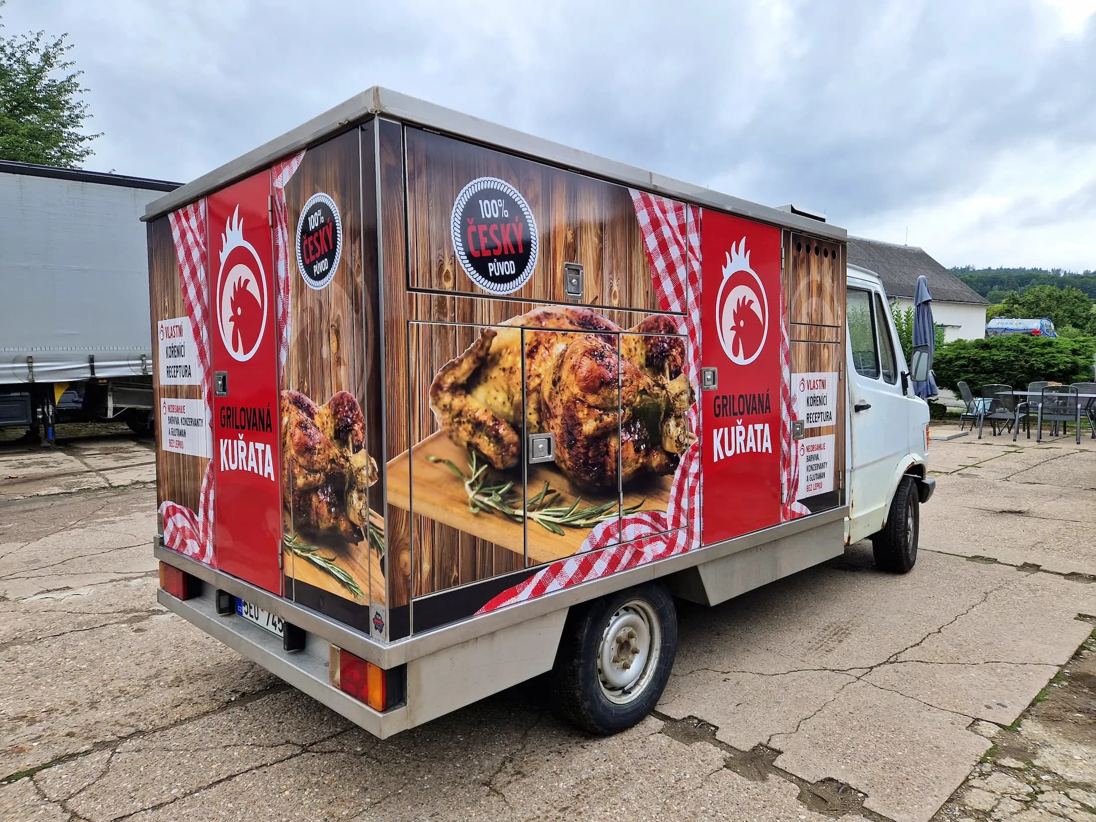 Polepy vozidel a wrapping - realizace 24