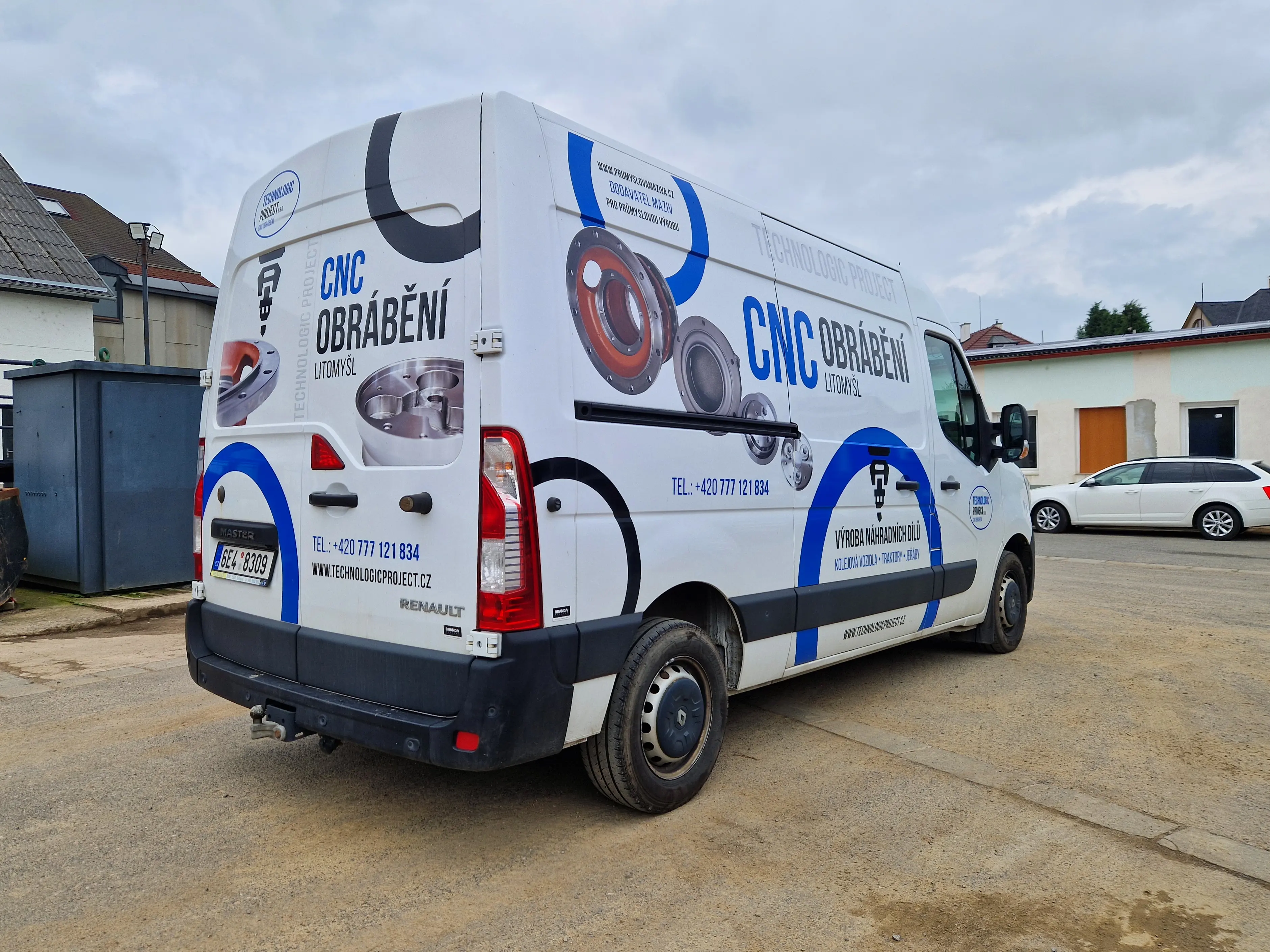 Polepy vozidel a wrapping - realizace 28