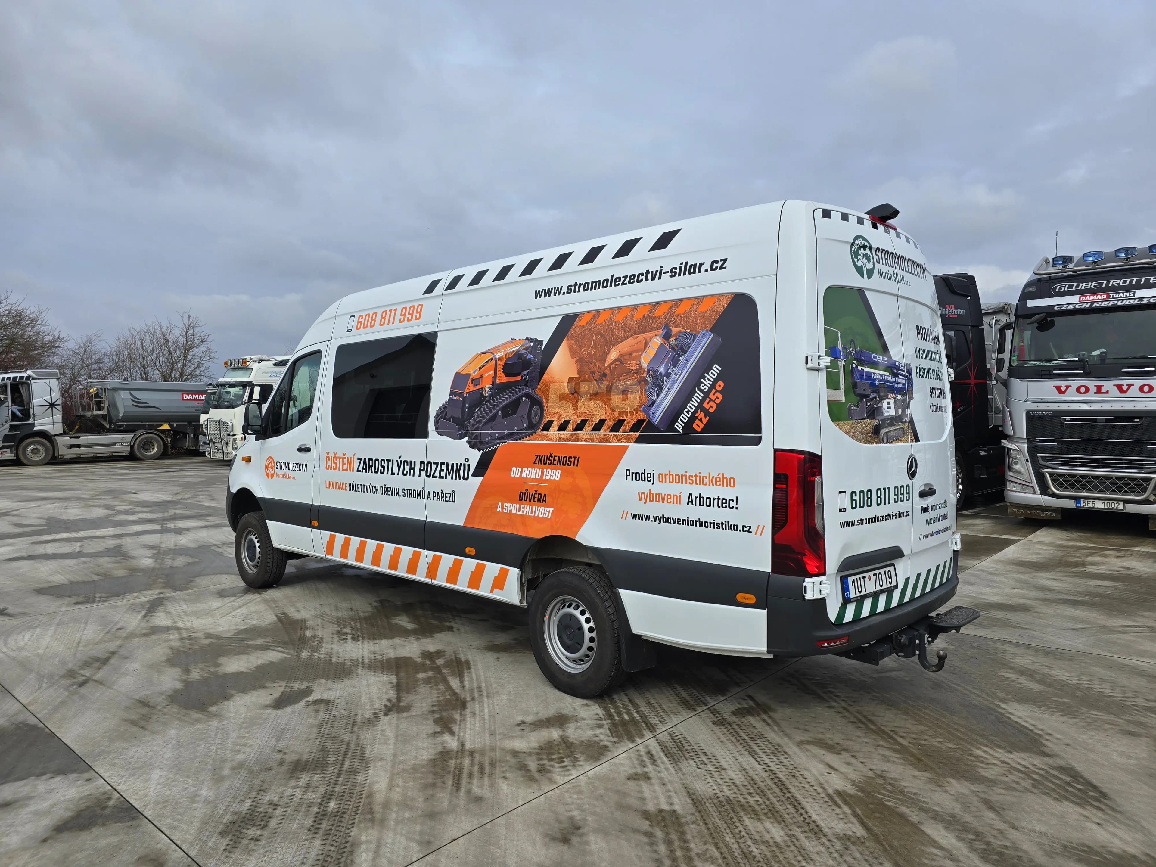 Polepy vozidel a wrapping - realizace 33