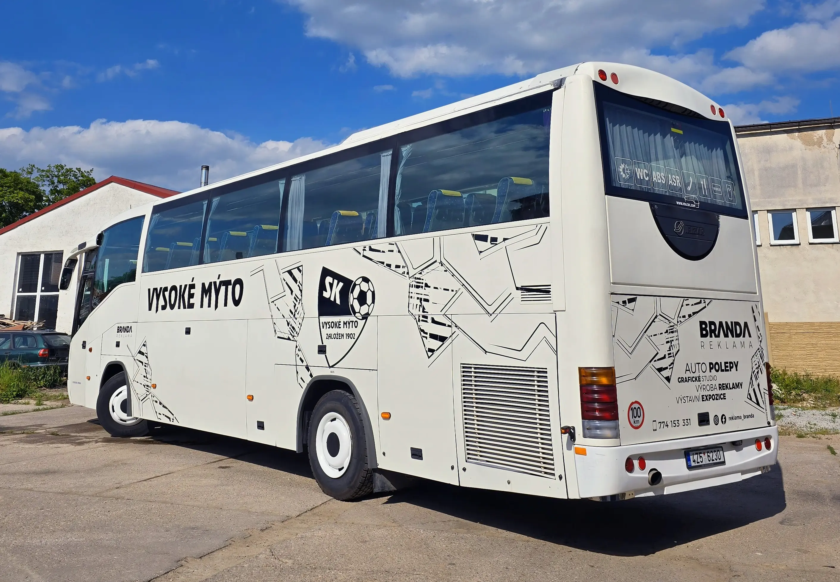 Polepy vozidel a wrapping - realizace 50